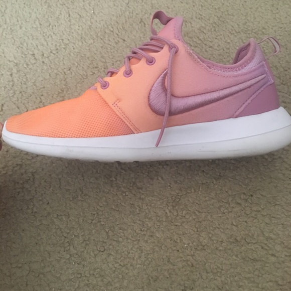 Nike Roshie - Picture 7 of 8